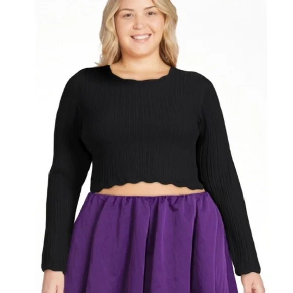 Scoop NYC Women’s Black Cropped Scalloped Top Size Large NWT - Picture 8 of 10